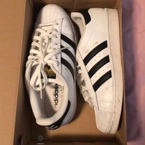 Adidas Superstar